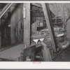 Peanut grader. Peanut-shelling plant. Comanche, Texas