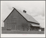 Barn on cotton farm in Travis County, Texas