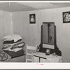 Guest room on the farm of George Hutton. Pie Town, New Mexico