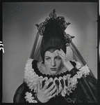 Beatrice Tompkins in costume for Tyl Ulenspiegel