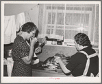 In the kitchen. Dinner of the Loomis Fruit Association. Loomis, Placer County, California