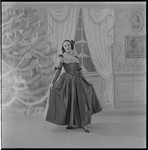 Michael Arshansky as Drosselmeyer and children in The Nutcracker