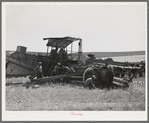 Working on combine. Walla Walla County, Washington