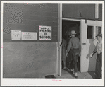 Farm workers who attend apple packing school at FSA (Farm Security Administration) farm family migratory labor camp. Yakima, Washington
