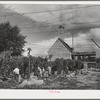 Hop pickers and kiln. Yakima County, Washington
