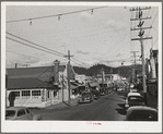 Street leading to the beach at Seaside, Oregon, a tourist and vacation center