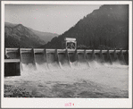 Gate controlled spillway dam. Bonneville Dam, Oregon