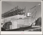Powerhouse and navigation locks at Bonneville Dam, Oregon