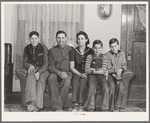 Mr. and Mrs. Lee Wagoner and their family. Black Canyon Project, Canyon County, Idaho