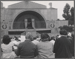 Audience prior to a New York Shakespeare Festival performance of Julius Caesar