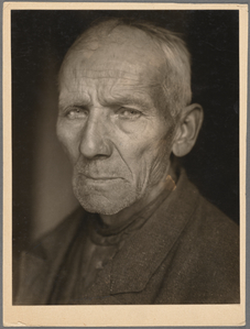 Photographs by Erna Lendvai-Dirksen