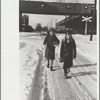 Children going home from school, Chillicothe, Ohio