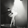 Mary Ellen Moylan on pointe 