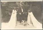 Loie Fuller with a dance student and Prince Troubetzkoy