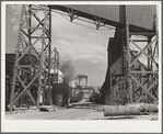 One of the largest sawmills in the world. Employs many of the Resettlement Administration homesteaders at Longview. Washington