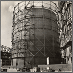 Gas Tank and Queensboro Bridge, East 62nd Street & York Avenue