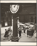 Tempo of the City: I, Fifth Avenue and 44th Street