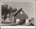 A load of hybrid corn taken into the corn-crib. Robinson farm, Marshall County, Iowa