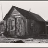 Tiff miner's home in paw-paw patch. Washington County, Missouri