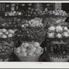 Porterville, California. Vegetable stand