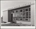 Woodville, California. FSA (Farm Security Administration) farm workers' community. Health center