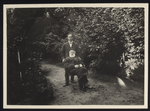 Alexander the Conjuror (Alexander Heimbürger) with Harry Houdini, probably in Heimbürger's garden