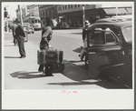 White porter (bellhop), Henry Grady Hotel, Atlanta, Georgia
