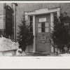 Front door of white Cupboard Inn, old home converted into tavern for winter and summer visitors. Woodstock, Vermont