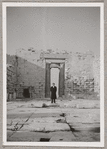 Yeichi Nimura at the Parthenon