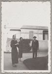 Yeichi Nimura (right) with Japanese consul and his wife in Cairo