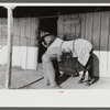 Elaborate preparations are made for entries in Shelby County Horse Show and Fair, Shelbyville, Kentucky