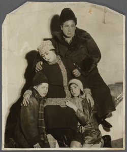 Scene from the Yiddish operetta, "Eretz Yisrael"