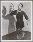 Lin Pei-Fen in a fan dance
