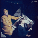 La Plume de Ma Tante, original Broadway production, cast posing with horse
