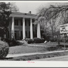 Old Jones home, now travelers' inn. Madison, Georgia