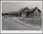 Old type of Gee's Bend, Alabama, home belonging to Mark and Angelina Parker. It is in three sections: guests or company house, sleeping house and kitchen