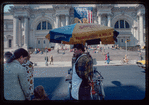 Sabrett vendor, in front of Metropolitan Museum of Art