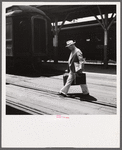 Passengers leaving station in northwestern Florida