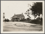 Restaurant (old house). North side Montauk Highway, on west corner of road leading Into Lindenhurst village, east of Nostrand Ave., at Meridale, alias S. Bay Estates. Amityville, Babylon