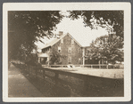 Jones Mulford house. North side Newtown Lane, west of Main Street. East Hampton, East Hampton