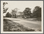 Ye Old Dunton Inn. North side Montauk Highway, 1 1/4 miles west of Bellport village. Bellport, Brookhaven