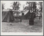 Living quarters of construction workers near Camp Blanding. Starke, Florida.