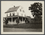 House. North side Broad Street, between 2nd and 3rd Streets. Greenport, Southold