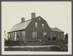 Old Bunce farmhouse? East side of Pipes Neck, south of South Road, on Pipes Cove. Pipes Neck, Southold