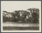 East Hampton Inn. East side Main Street, at the end of Town Pond. East Hampton, East Hampton