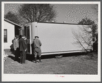 Palace mobile home. Expansion trailer for emergency defense housing demonstrated in Washington tourist camp. Washington, D.C..