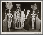 Harry Blackstone, Sr., with company