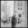 Unidentified people on 5th Ave & 57th St
