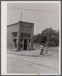 Carrboro, North Carolina, is a desolate town because its only industry-- textiles-- has completely closed down.