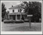 House that has been evacuated to make room for the Army maneuver grounds. Caroline County, Virginia.